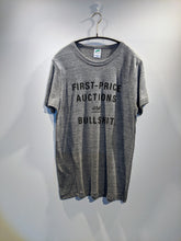 画像をギャラリービューアに読み込む, 「First-Price Auctions are Bullshit.」 トライブレンドTシャツ【グレー地・黒プリント】