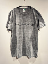 画像をギャラリービューアに読み込む, 「&amp;utm_medium=cpc」 トライブレンドTシャツ【グレー地・黒プリント】
